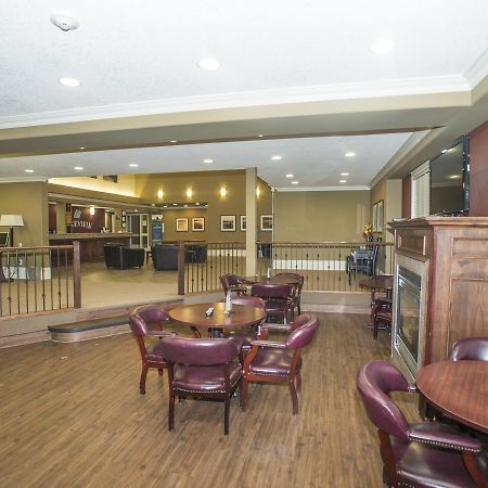 Lakeview Inns & Suites - Edson Airport West Exteriér fotografie