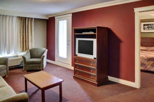 Lakeview Inns & Suites - Edson Airport West Pokoj fotografie