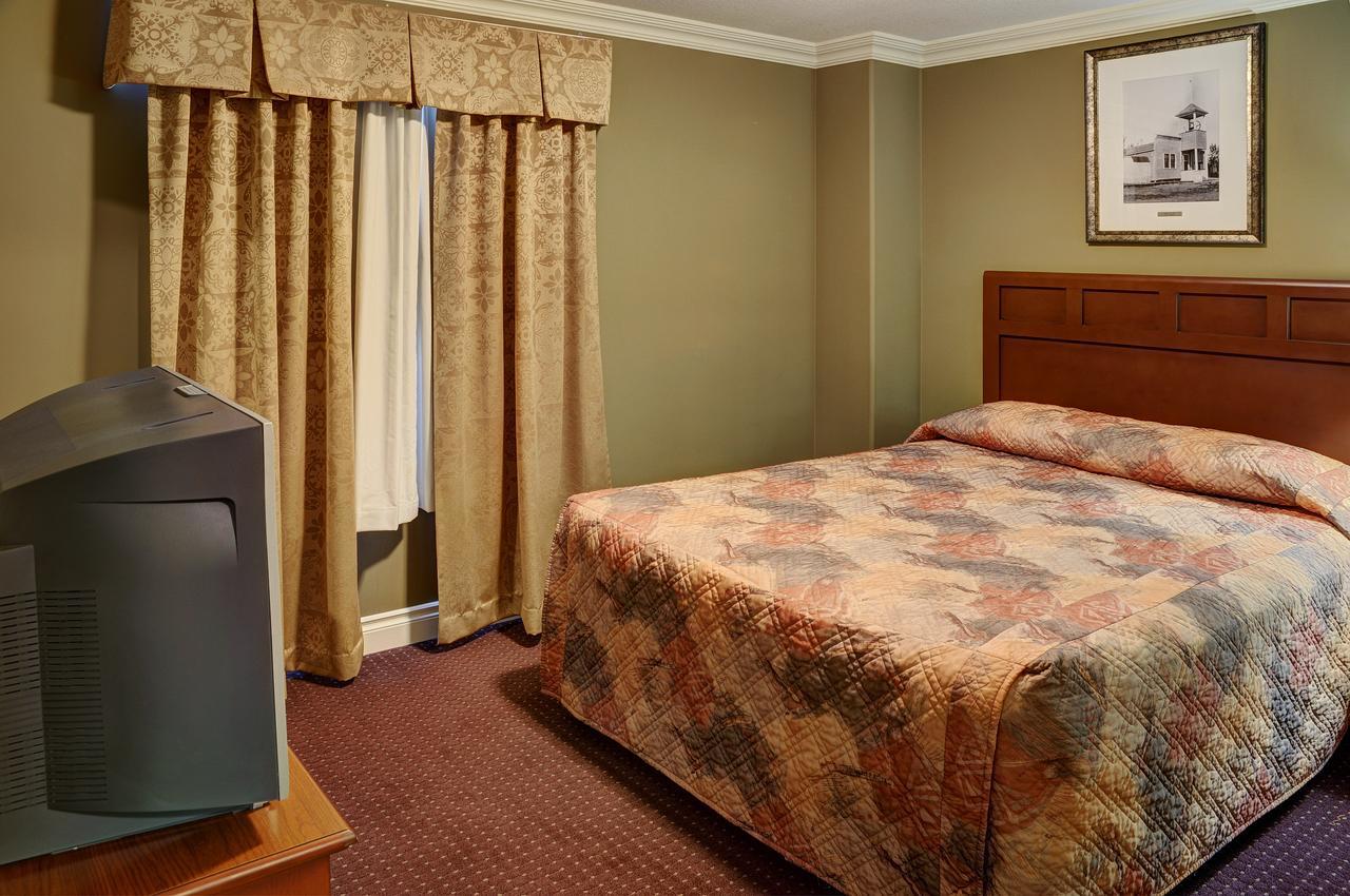 Lakeview Inns & Suites - Edson Airport West Exteriér fotografie
